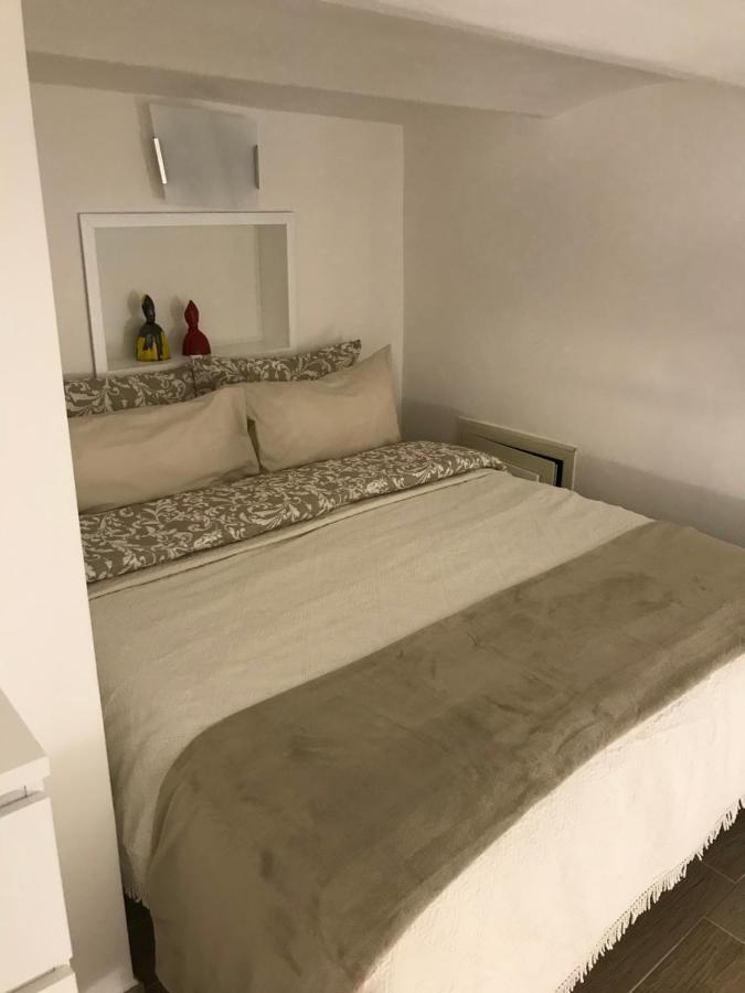 Maison Mele Luxury Apartment نابولي المظهر الخارجي الصورة